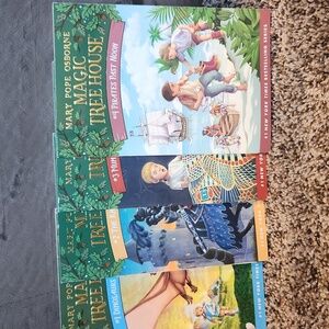 Magic Tree House Book Set by Mary Pope Osborne​